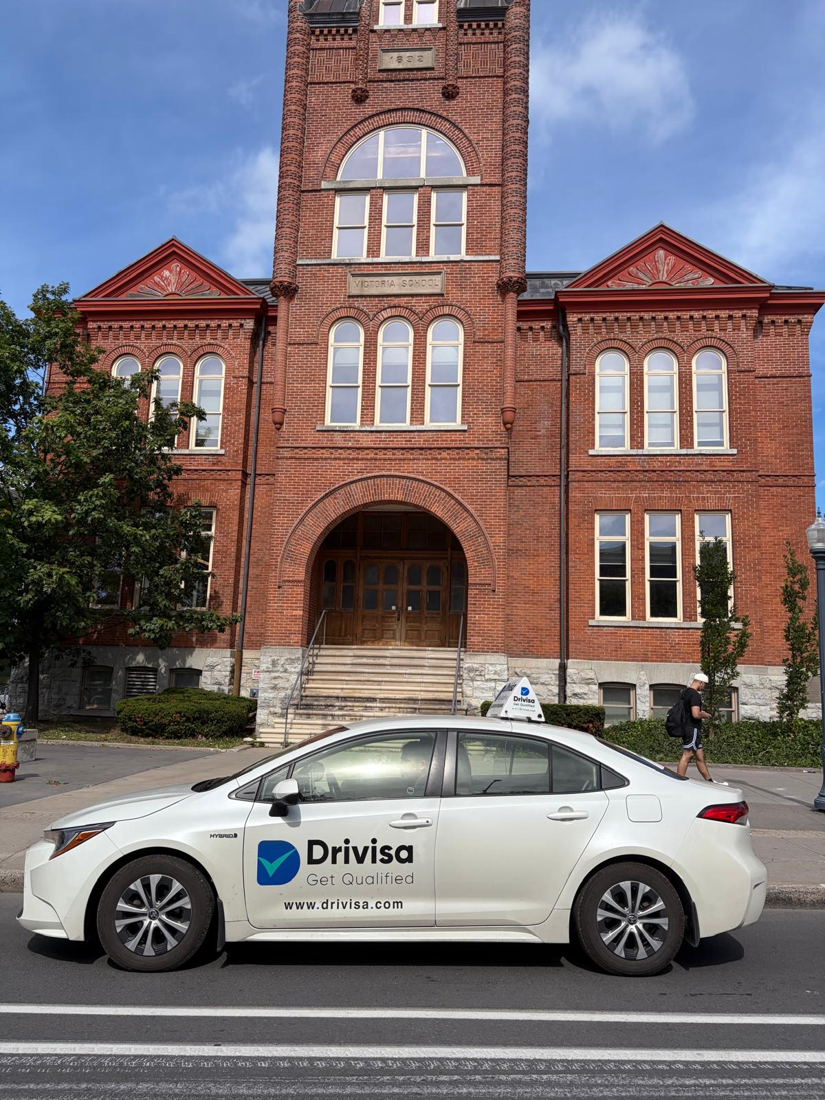 Distracted Driving Rules and Penalties for G1 and G2 Drivers